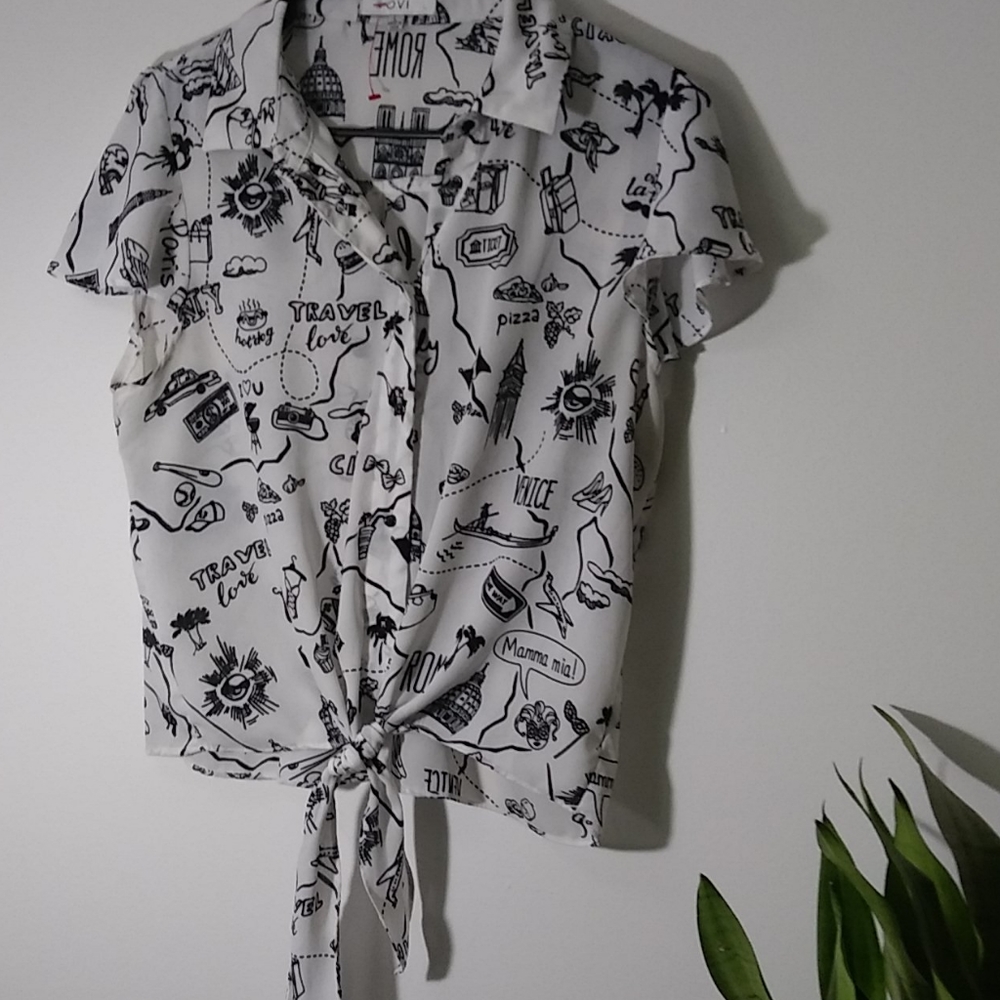 Ovi Sheer travel crop top size large